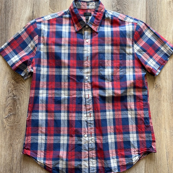 I Crew, Banana Republic, Zara and Old Nay shirts for sale. - Picture 2 of 16